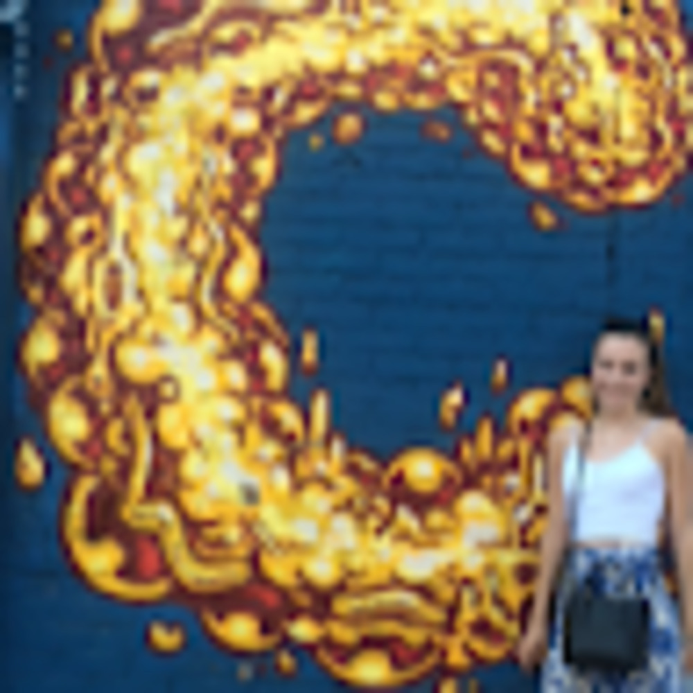 Meet your Posher, Casey